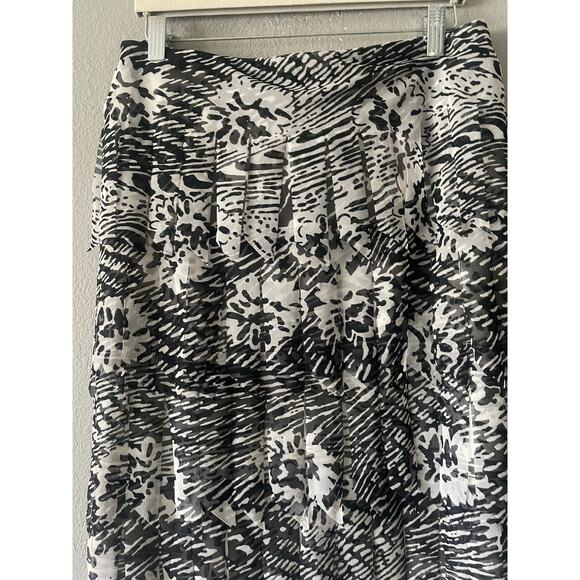 Tadashi Skirt - Picture 3 of 8